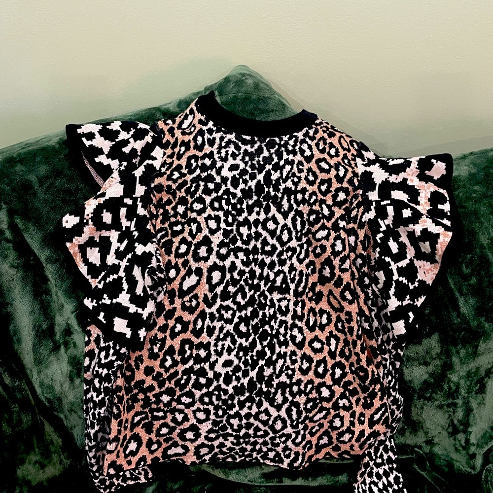 Medium leopard sweater
